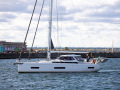 Amelit II seglar in i Dockan 18 sept 2022. Amelit I lämnade Dockan drygt 12 år innan.